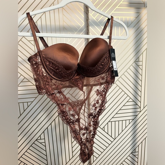 Chocolate Lace Teddy - Picture 4 of 5